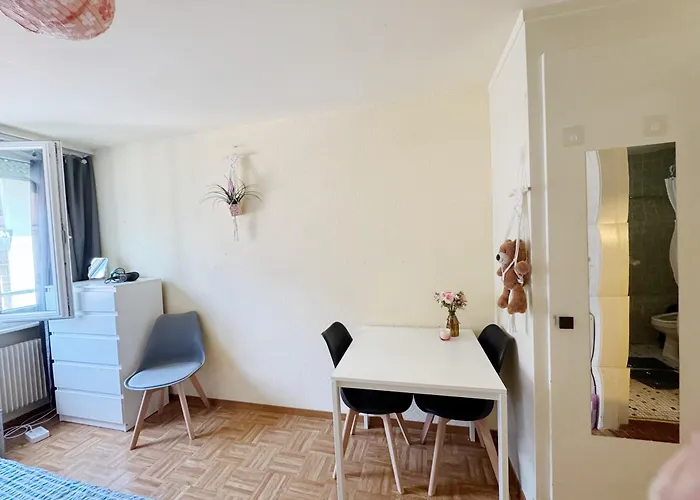 Cozy In The Heart Of * Lozanna